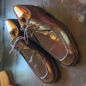Cole haan 9 dark burgundy